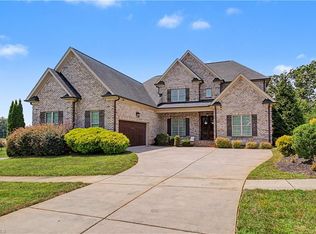 4027 Ridgeline Dr, Kernersville, NC 27284
