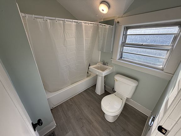 3rd image of 2235 Ekin Ave APT 4