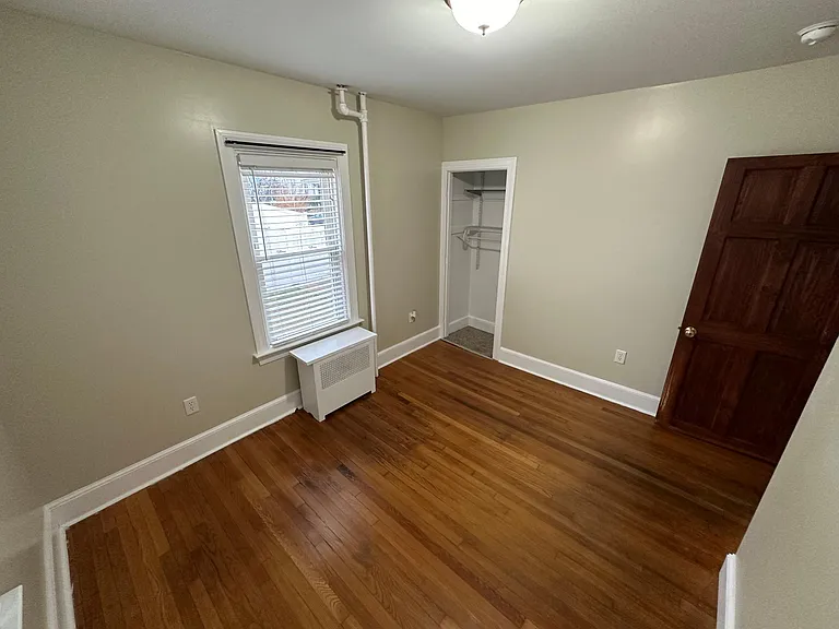 196 Clarence St #1 — Photo 21