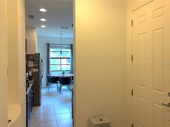 4th image of 676 Grand Canal Dr
