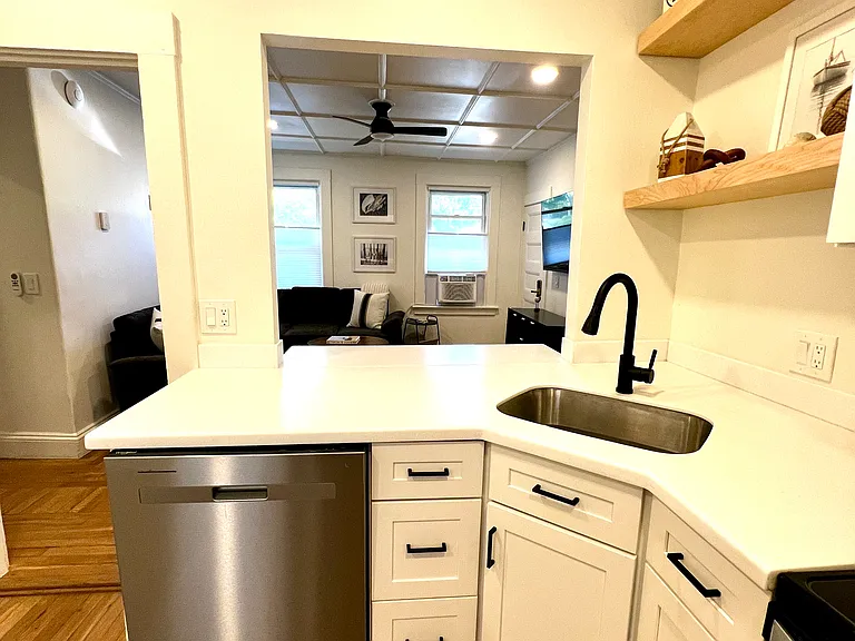 25 Fair St #1 — Photo 17
