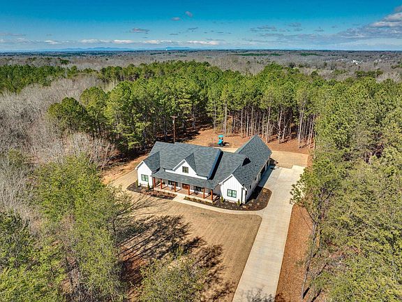 3rd image of 281 Bethesda Rd