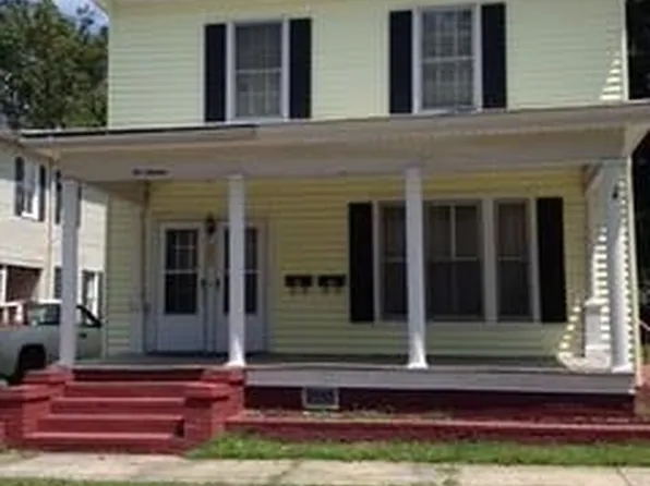 216 Grace St, Suffolk, VA 23434