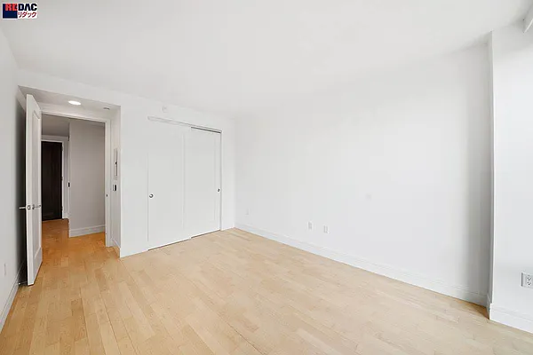 Rented by RELO REDAC INC. | media 15