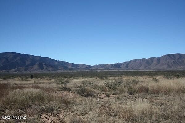 2nd image of 40101109 E Parker Ranch Rd