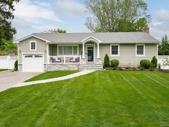 17 Furwood Drive, East Northport, NY 11731