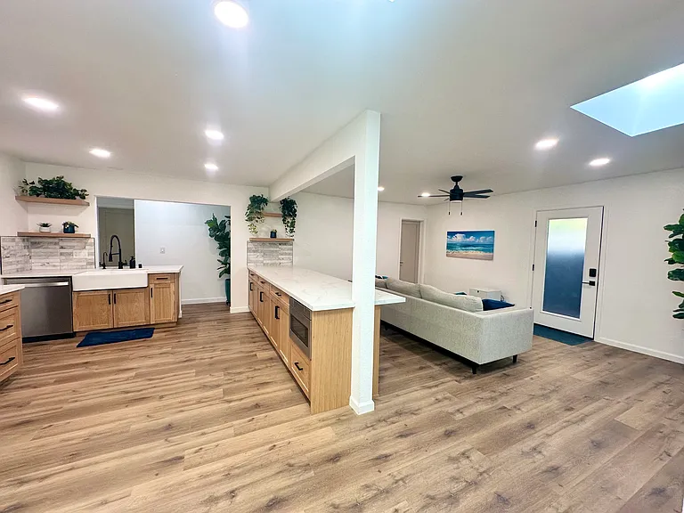 3234 Roberta Ln #1B — Photo 13