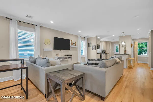 18 Catherine St — Photo 3