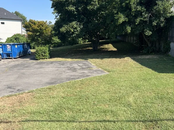 951 Caldwell Ln, Nashville, TN 37204