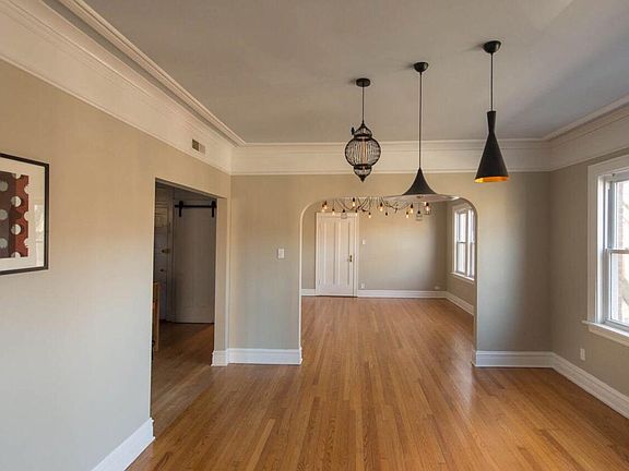 5th image of 2237 W Argyle St #1