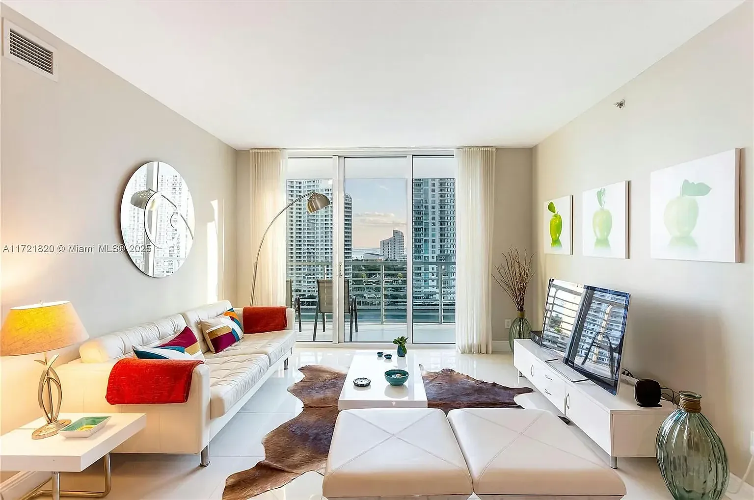 2 bed, 1227 sqft, $4,500 — Photo 3