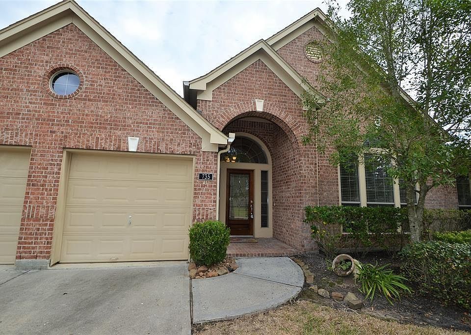 1st image of 735 Summer Trace Ln