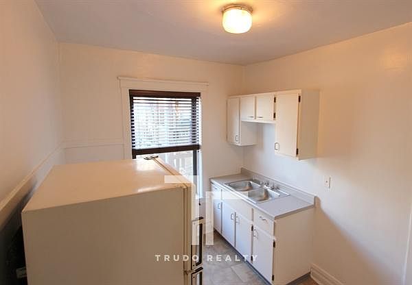1st image of 2516 N Kedzie Blvd #2518