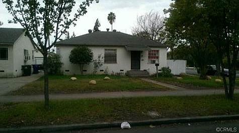 2nd image of 606 E G St