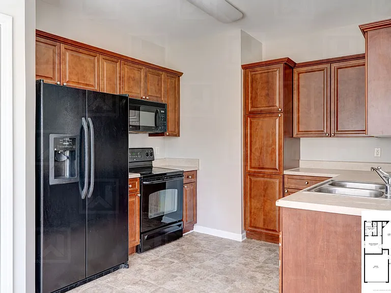 1128 Alden Glen Dr — Photo 15