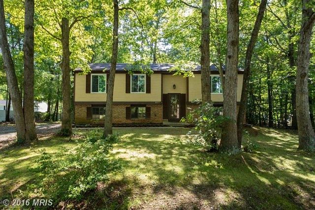1st image of 8017 Gracie Dr