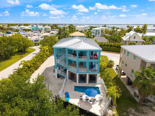 1106 Thatch Ln, Cudjoe Key, FL 33042