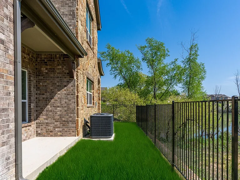 Stone Lake Townhomes — Photo 40