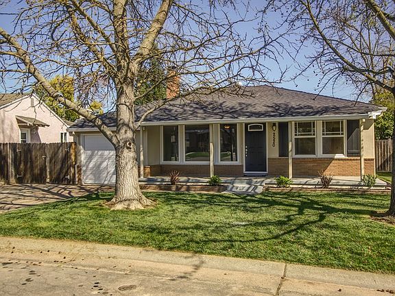 2nd image of 2520 Catalina Dr