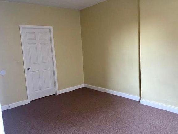 5th image of 805 E 156th St APT 2