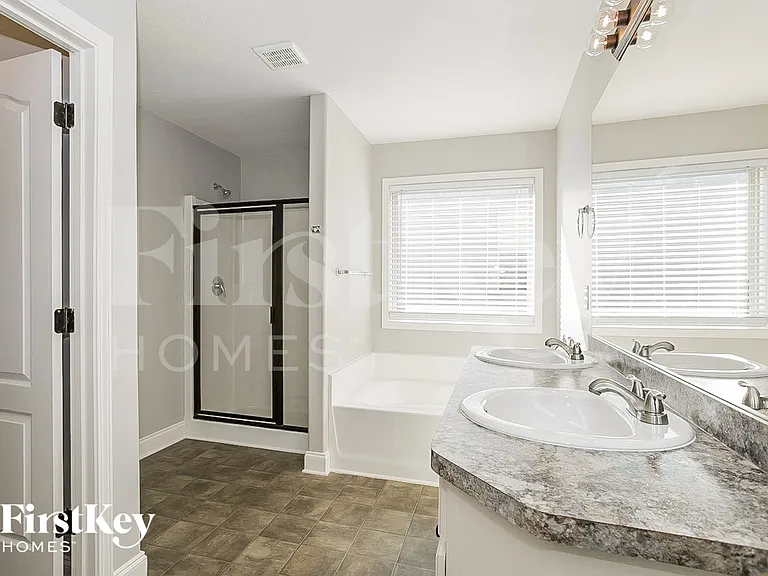 1439 Dillard Heights Dr — Photo 11