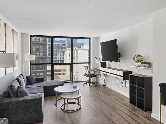 3rd image of 1280 W Peachtree St NW APT 1702
