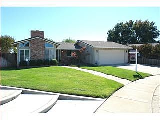 1st image of 1050 Ayer Dr
