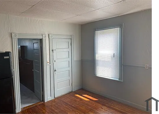 3 bed, 1340 sqft, $1,850 — Photo 1