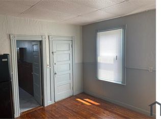 444 Brock Ave #3, New Bedford, MA 02744