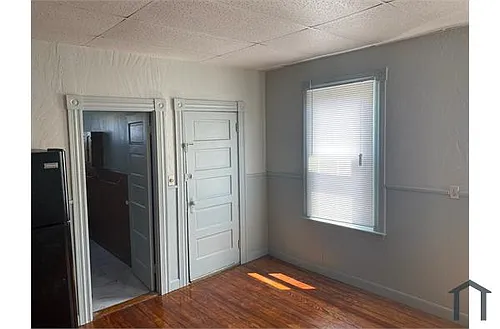 444 Brock Ave #3 Photo 1