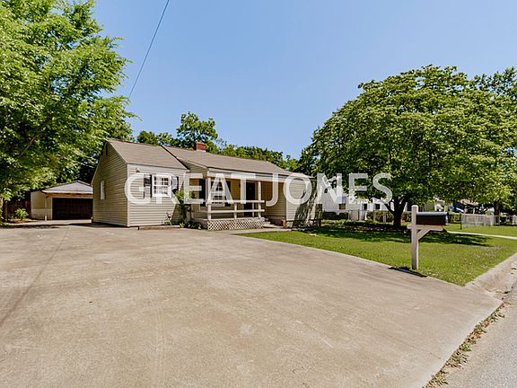 2nd image of 129 Vinson Dr