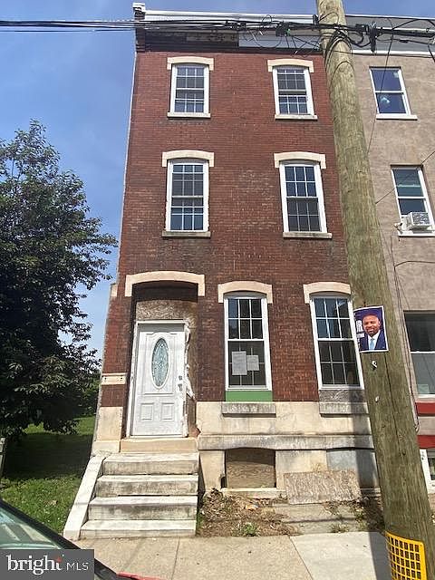 1st image of 1806 N 21st St