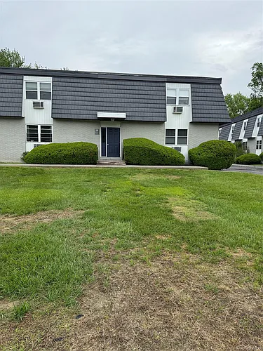 18 White Gate Dr #K Photo 1 18 White Gate Dr #K Photo 1