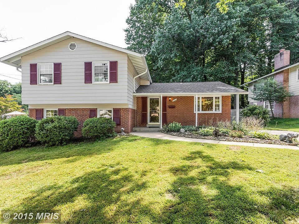 1st image of 3211 Saber Cir