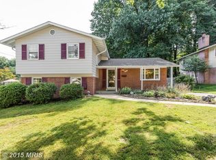 3211 Saber Cir, Fairfax, VA 22030