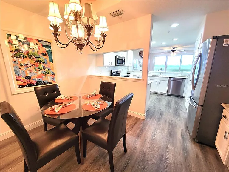 7296 Marathon Dr #404 — Photo 25