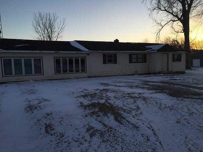 2nd image of 6142 W County Road 500 S