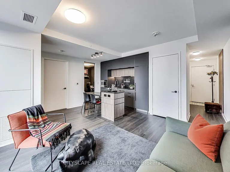 185 Alberta Ave #1210 — Photo 5