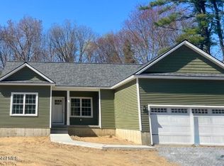 13 Leonard Lane, Queensbury, NY 12804