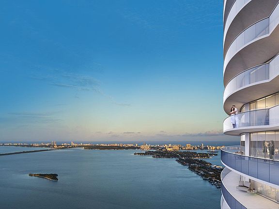 5th image of 1770 N Bayshore Dr #3212