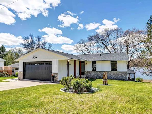 10653 Green Meadow Ln, Coleman, WI 54112
