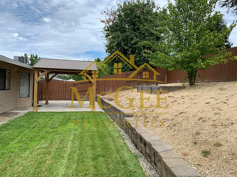 881 Spaniel Dr — Photo 15