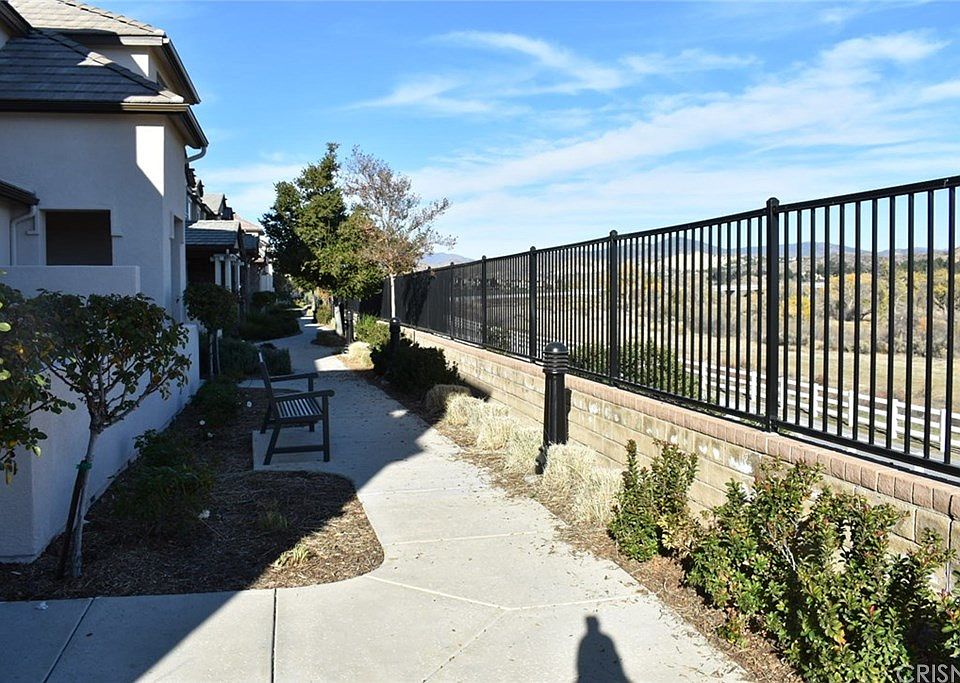1st image of 28614 Pietro Dr