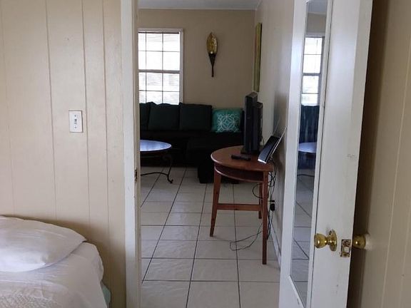 4th image of 107 W Mars Ln APT 2