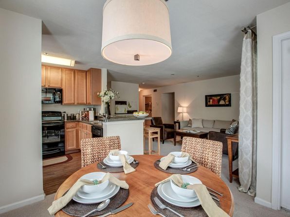 20803 Wallingford Sq #30102