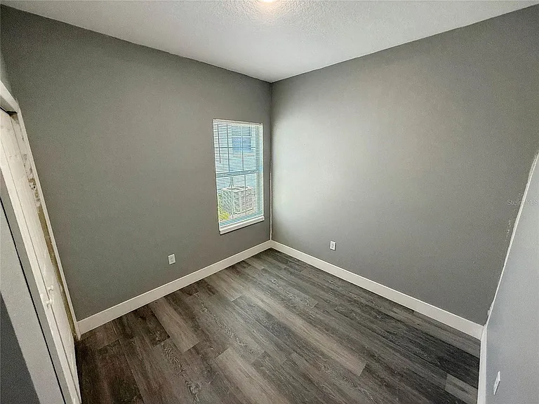 323 Pearl St #1 — Photo 30