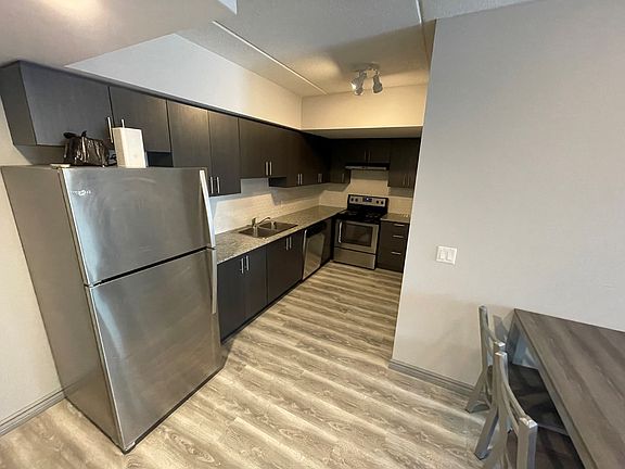 5th image of 275 Larch St #G206