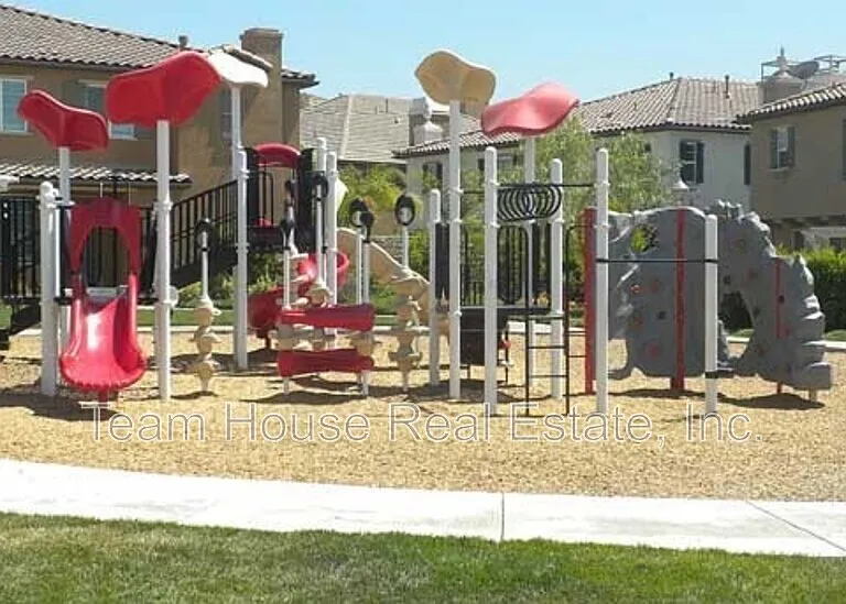 28440 Mirabelle Ln — Photo 22