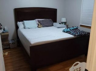 6421 N 105th St, Milwaukee, WI 53224