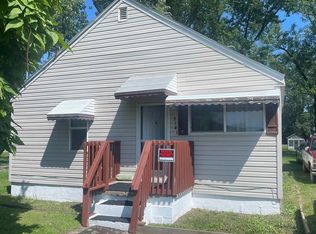 3141 Myrton St, Burton, MI 48529